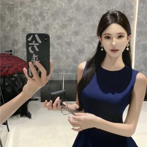 Women's Sleeveless Round Neck A-Line Short Dress Summer Slim Fit