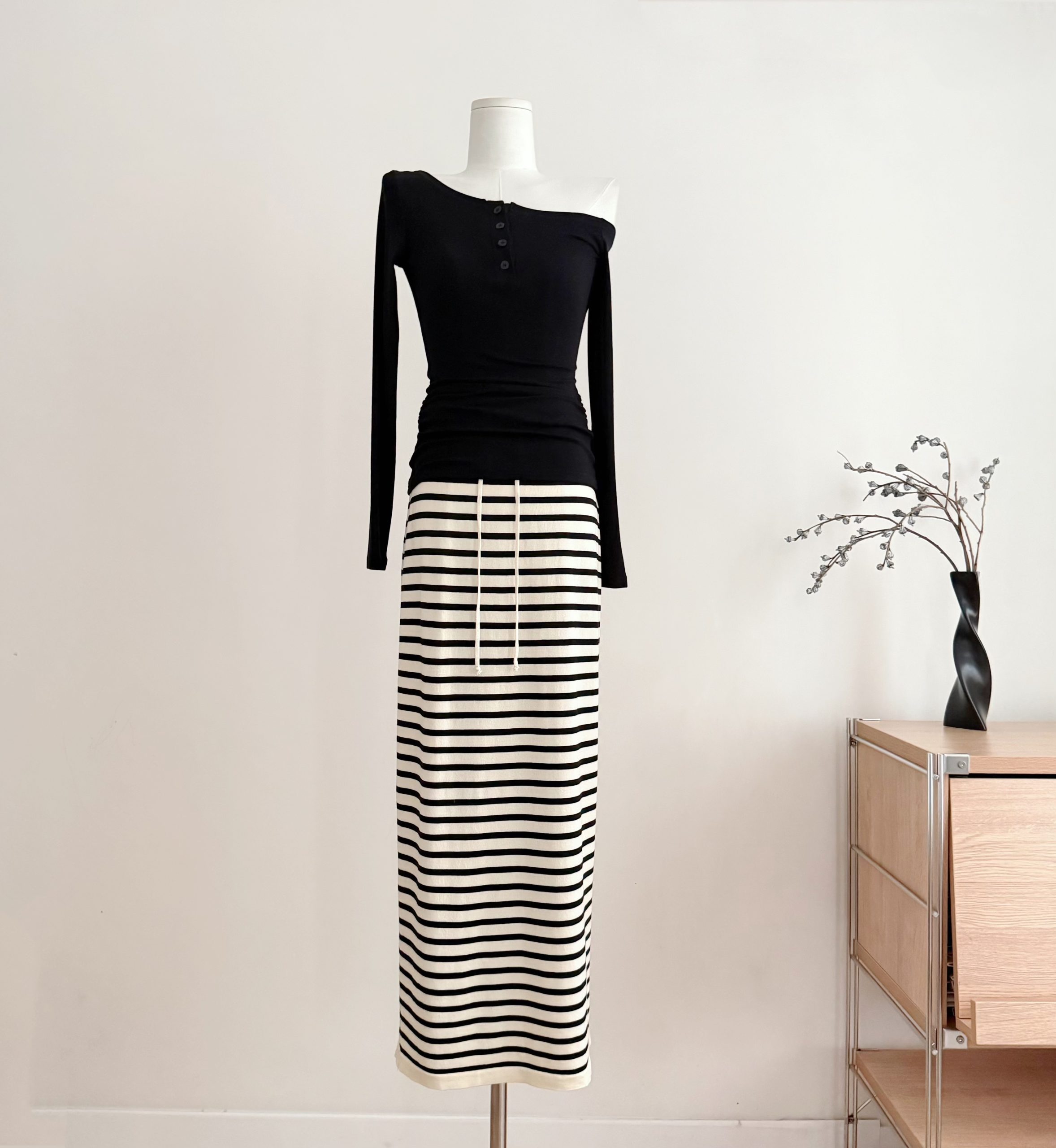 laareetoo-women-summer-high-waist-striped-lyocell-knit-skirt-slimming-bodycon-long-skirt