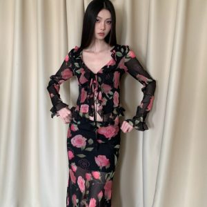 Elegant Floral Print Chiffon Two-Piece Set with V-Neck Top and Skirt