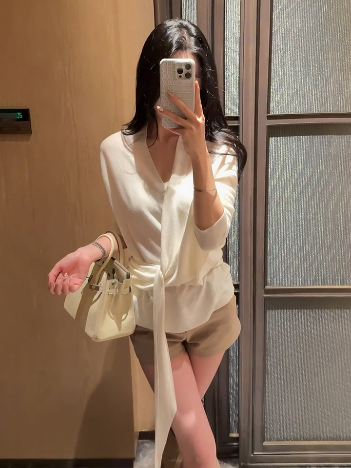 womens-cross-front-knit-top-in-off-white-one-size-early-autumn